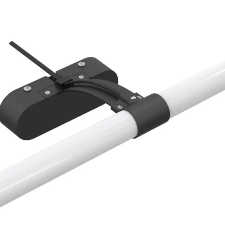 Aplique de pared Odile LED 8w 880lm 4000k IP44 60cm moderno acabado negro ideal para baños